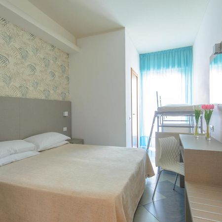Hotel Christian Rimini Kültér fotó